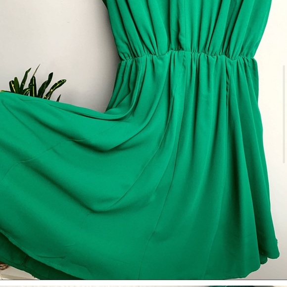 Express open back sheath dress - Picture 3 of 4